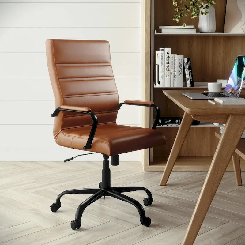 Fauteuil de bureau de direction pivotant en cuir synthétique à dossier haut avec piétement chromé