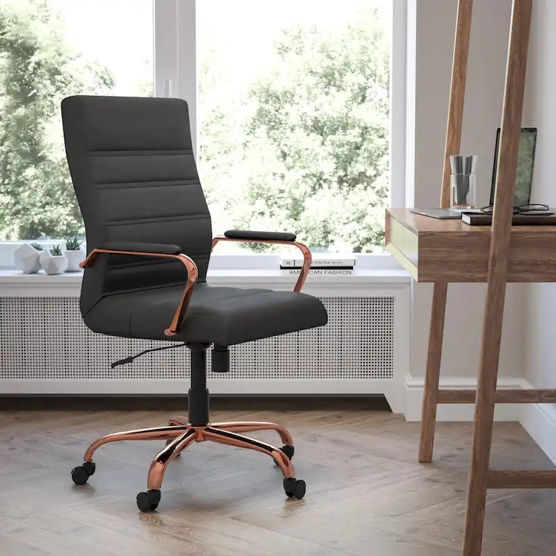 Fauteuil de bureau de direction pivotant en cuir synthétique à dossier haut avec piétement chromé