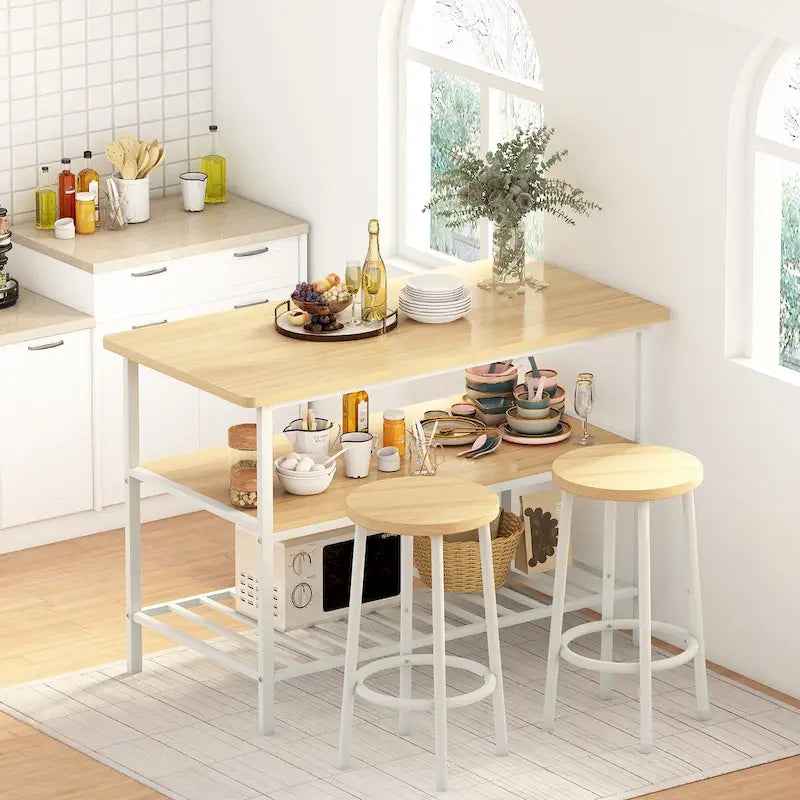 Îlot de cuisine avec 2 tabourets et étagères ouvertes